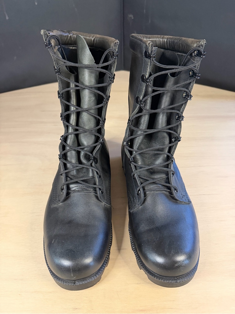 Black Men's Lace-Up Tactical Boots Size 9.5W